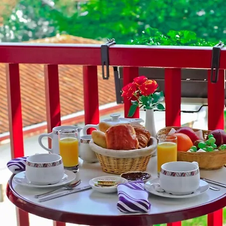 Les Tilleuls 2* Hasparren