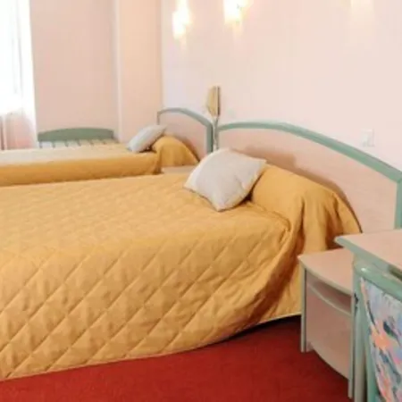 Les Tilleuls Hotel 2*