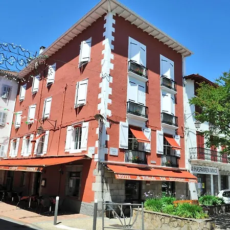 Les Tilleuls Hotel