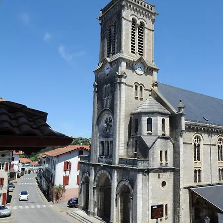 Les Tilleuls Hotel 2*