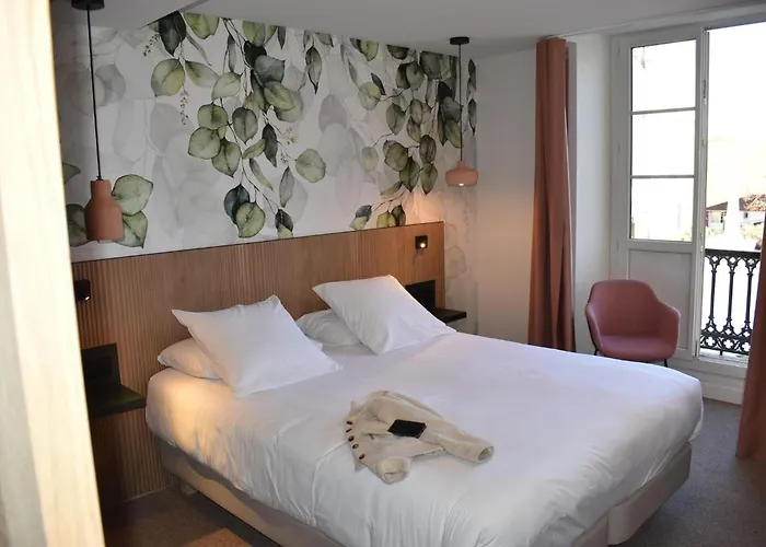 Les Tilleuls Hotel Hasparren