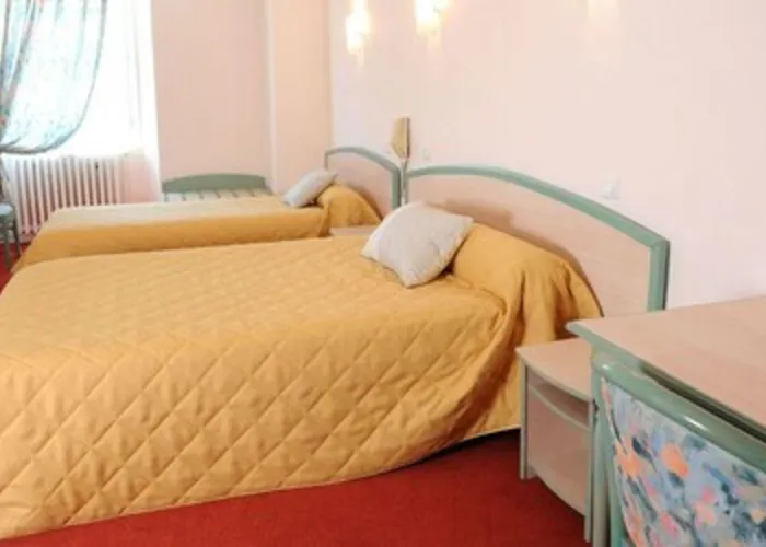 Les Tilleuls Hotel 2*